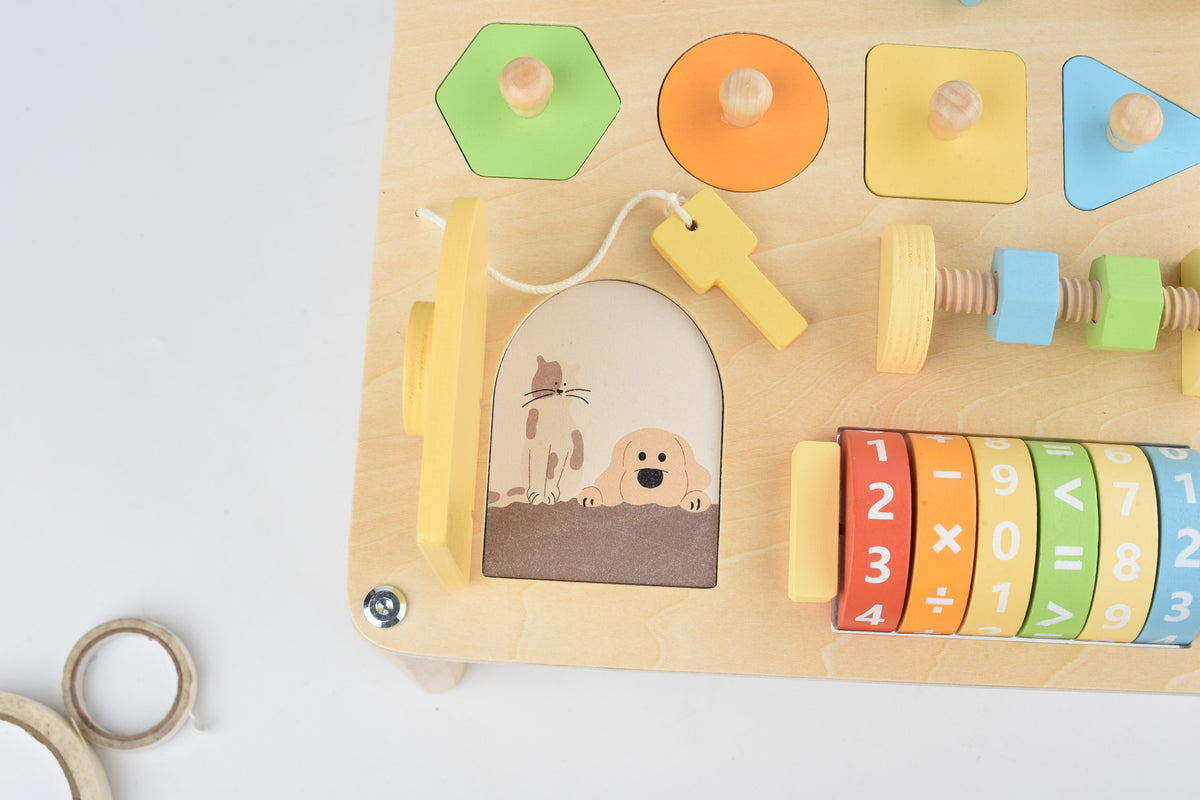 Beschäftigung Board - Lernspielzeug mit Tisch für Kinder ab 1 Jahr