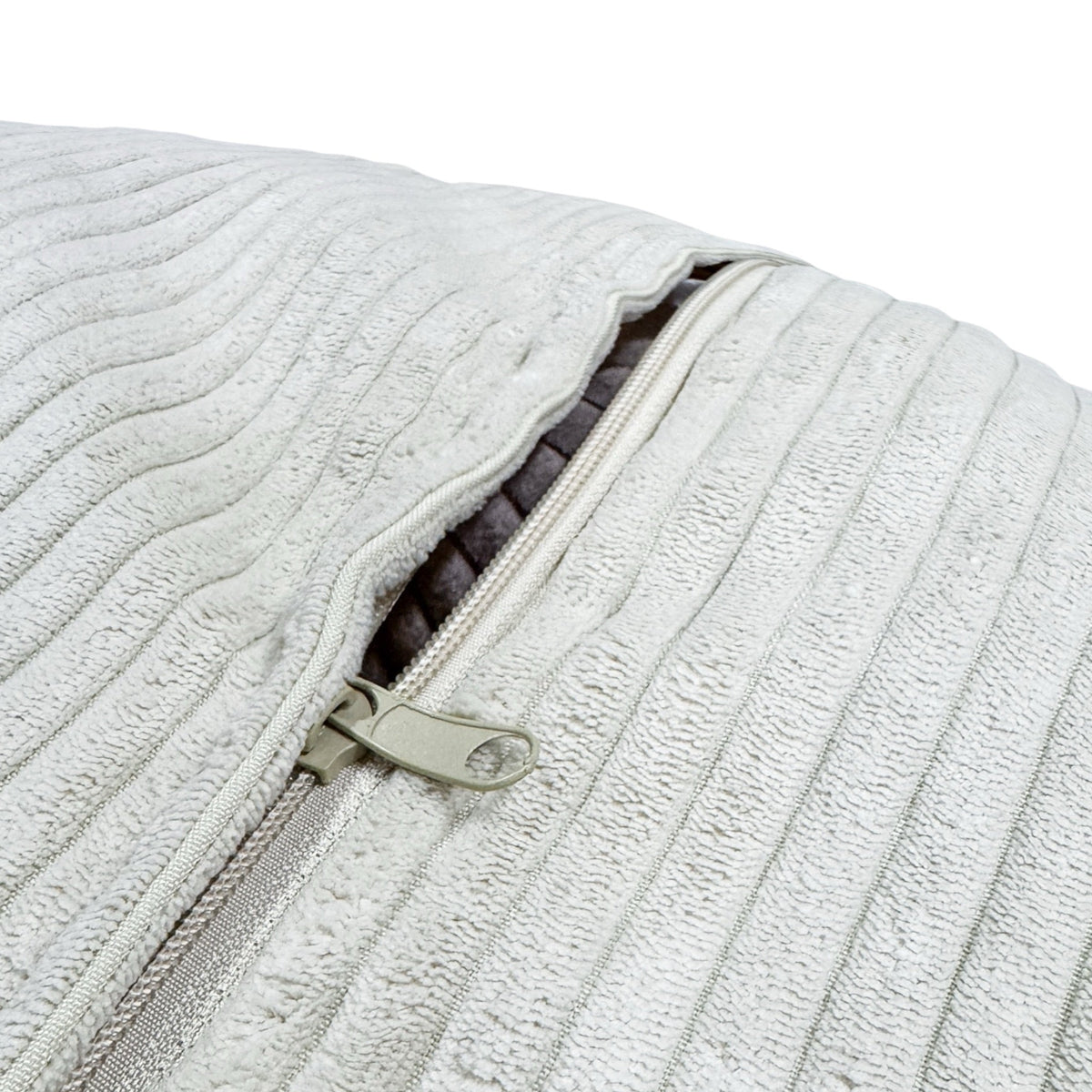 Sitzsack Cord mit Stauraum | Hide and Seat by Kisu