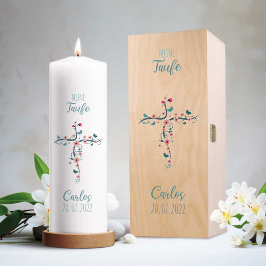Große Kerze "Blumenkreuz" - Taufkerze mit Namen & Datum