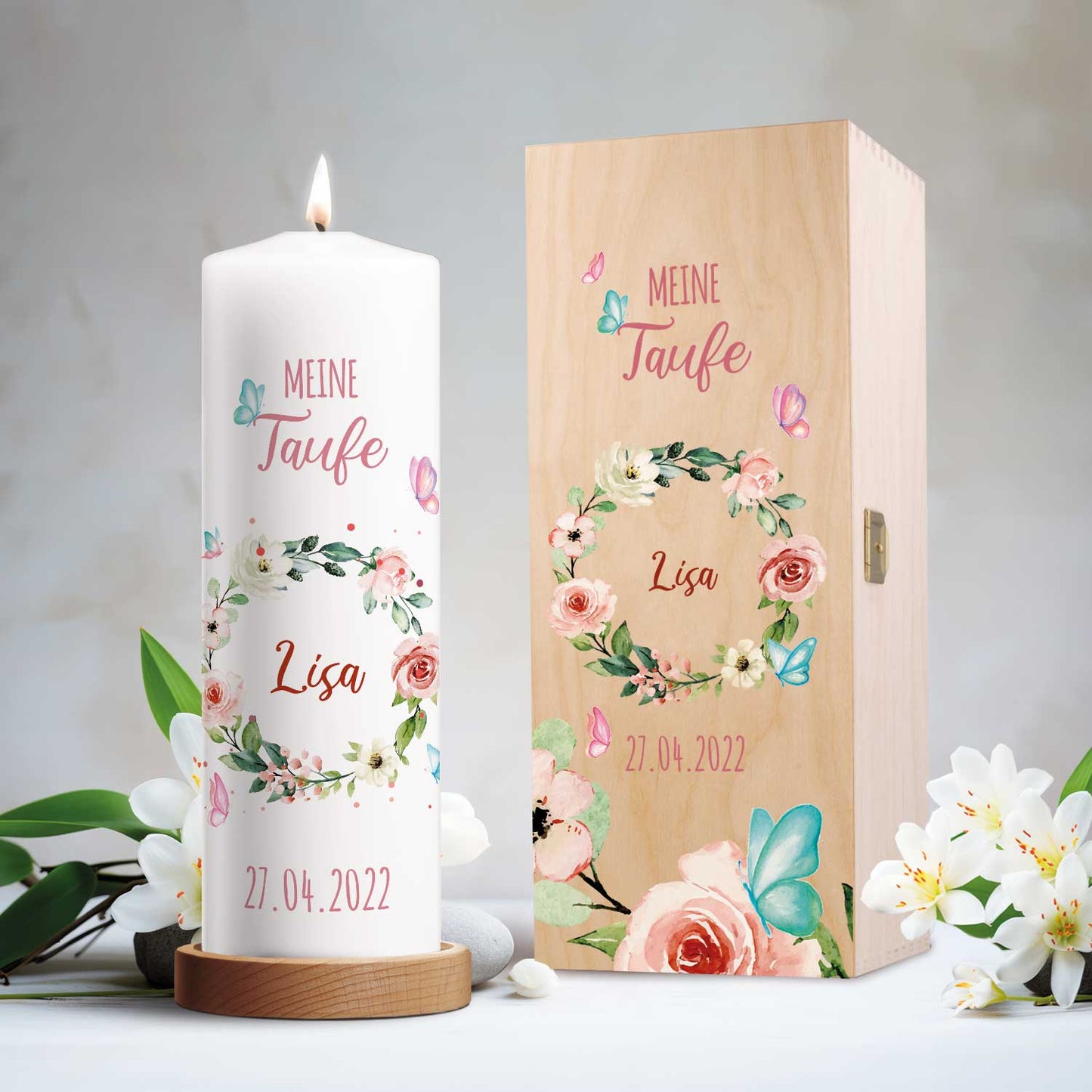 Große Kerze "Blumenkranz" - Taufkerze mit Namen & Datum