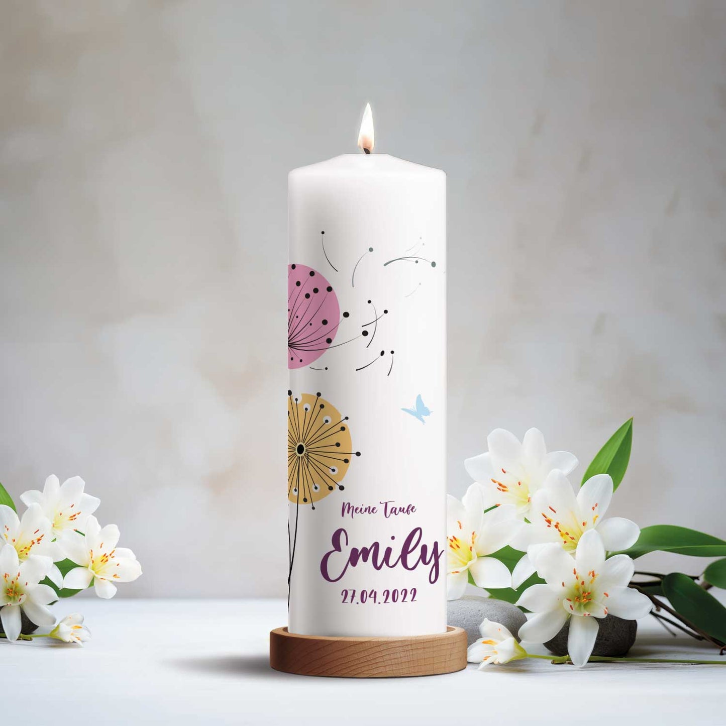 Große Kerze "Löwenzahn" - Taufkerze mit Name, Datum & Wunschtext