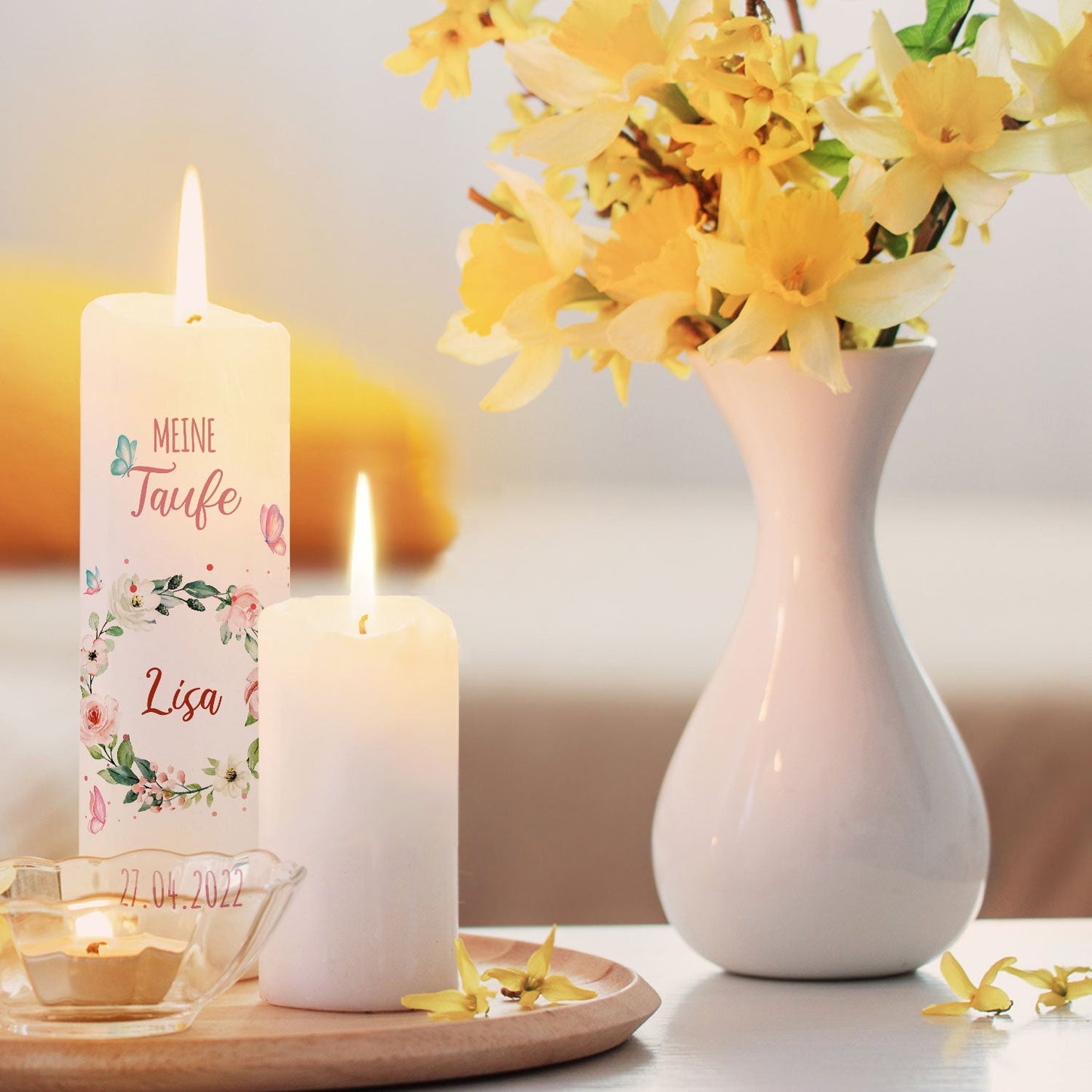Große Kerze "Blumenkranz" - Taufkerze mit Namen & Datum