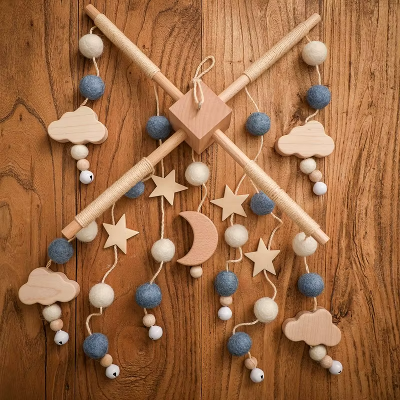 KidzzCamp Holz Mobile Babybett "Sternenhalter"