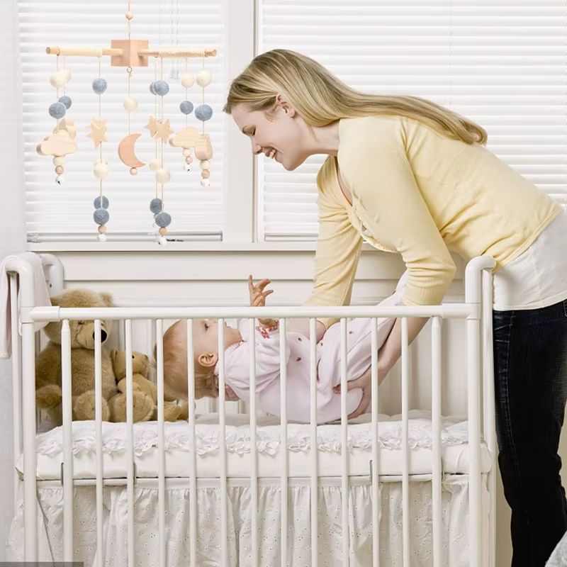 KidzzCamp Holz Mobile Babybett "Sternenhalter"