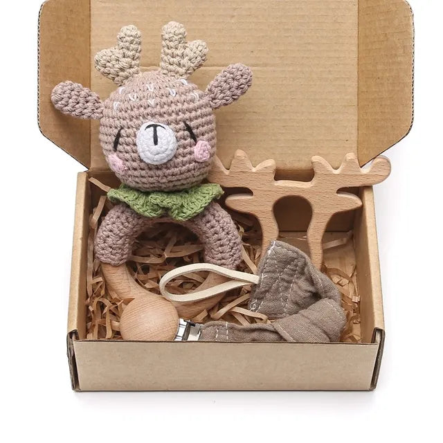 KidzzCamp Baby-Geschenkbox 3-teilig gehäkelte Rassel