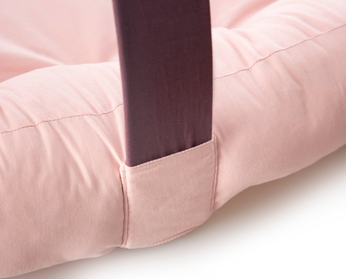 Babyjem Babynest "My First Bed" mit Spielbogen und Rassel