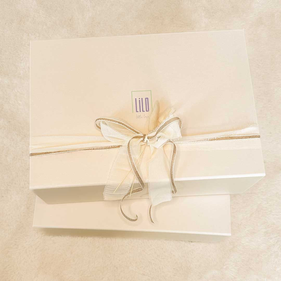 KidzzCamp – Premium Baby-Geschenkbox "Teddy Love"