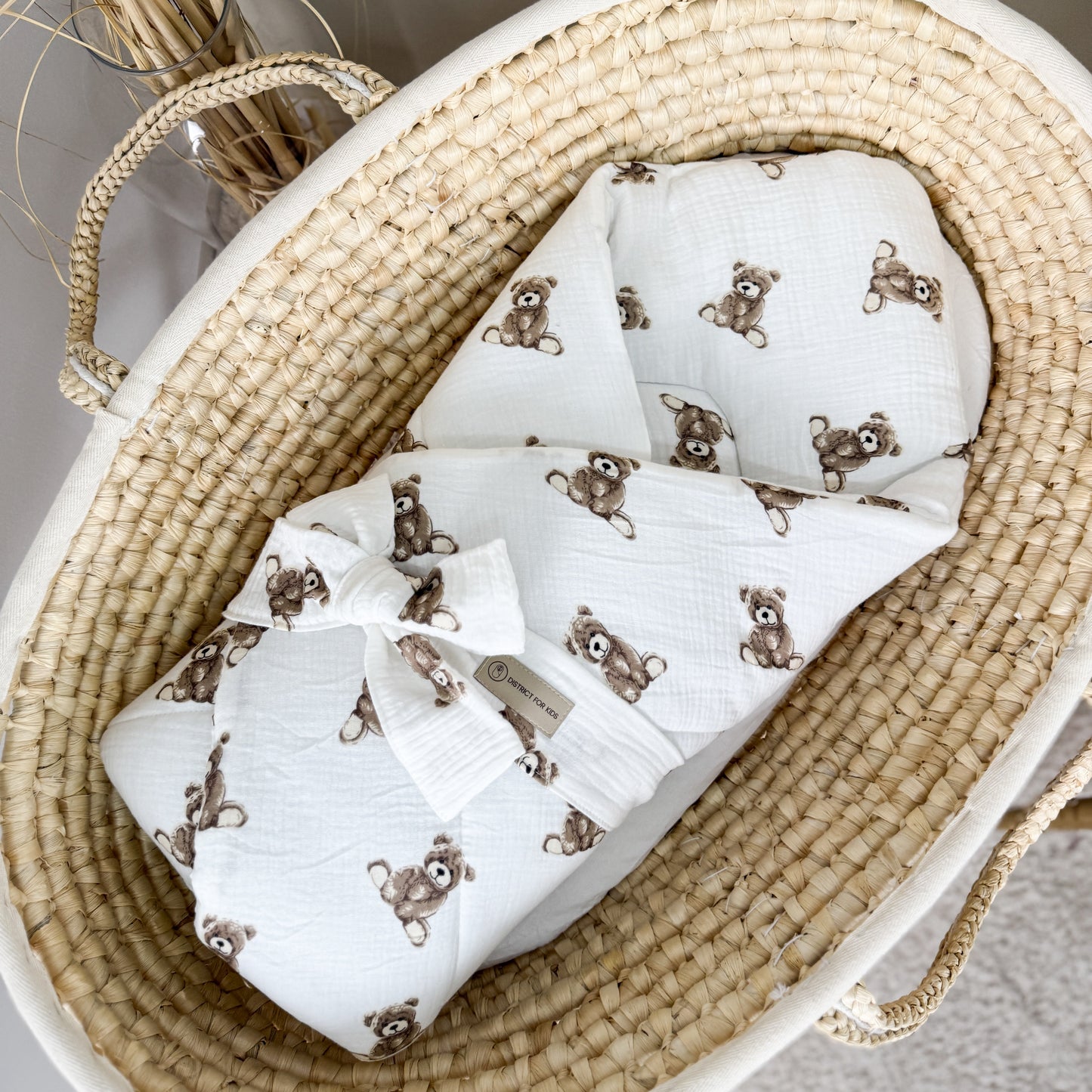 Babyhörnchen Musselin mit Schleife – Puckdecke & Einschlagdecke Muster Teddybär