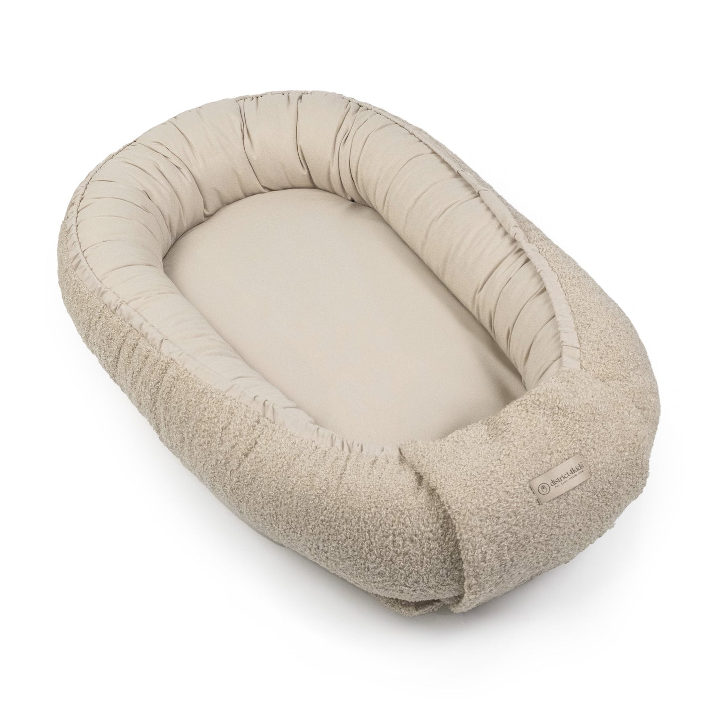 Babynestchen Teddystoff-Bouclé – mitwachsender Baby-Kokon