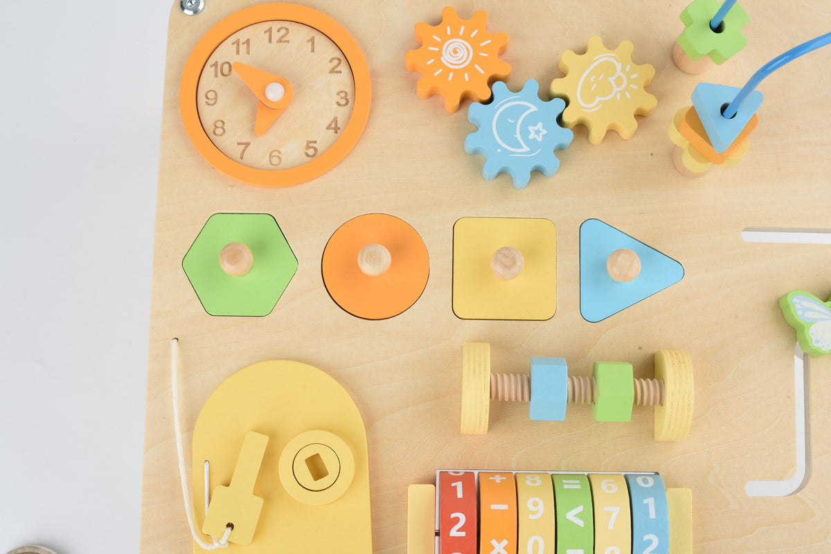 Beschäftigung Board - Lernspielzeug mit Tisch für Kinder ab 1 Jahr