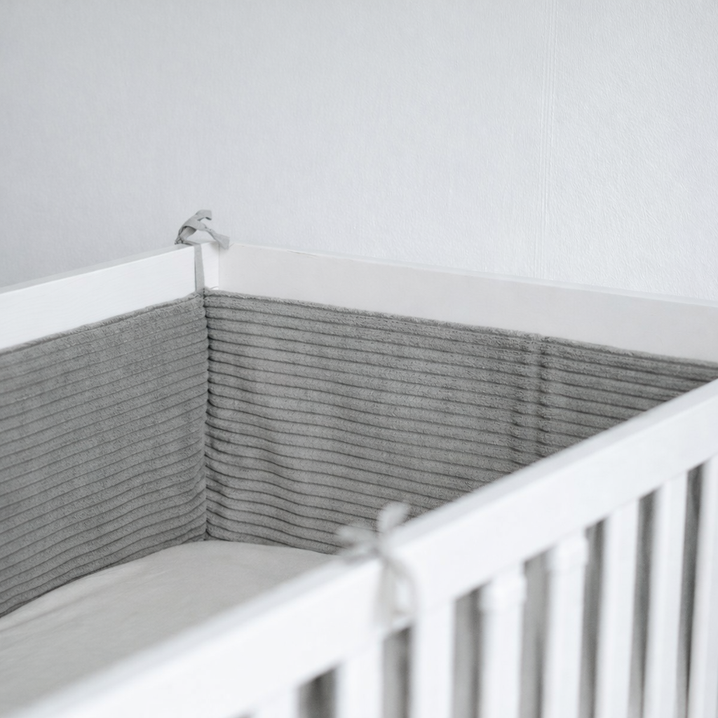 Bettumrandung Cord – Moderne & kuschelige Umrandung für Babybett & Beistellbett