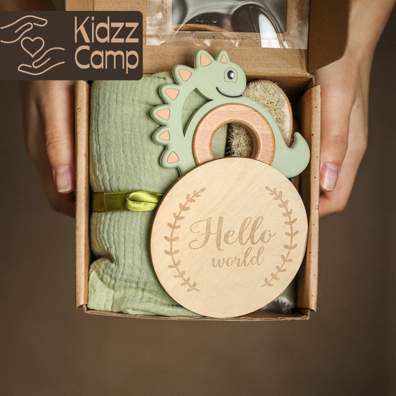KidzzCamp Baby-Geschenkbox 6-teilig mit Musselin-Tuch 55 x 72 cm