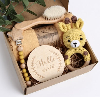 KidzzCamp Giraffe gelb KidzzCamp Baby-Geschenkbox 5-teilig mit Musselin-Pucktuch 120 x 120 cm