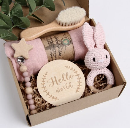 KidzzCamp Hase rosa KidzzCamp Baby-Geschenkbox 5-teilig mit Musselin-Pucktuch 120 x 120 cm