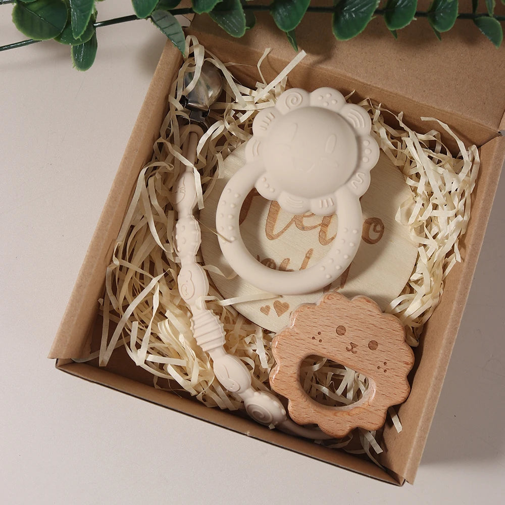 KidzzCamp Baby-Geschenkbox Katze 3-teilig mit Silikon Beißring & Schnullerkette
