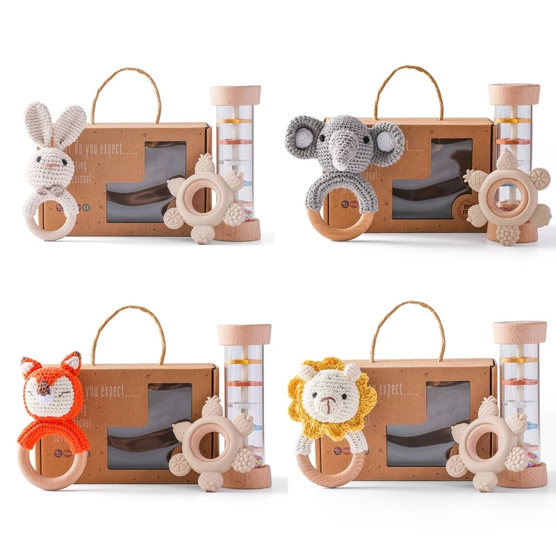 KidzzCamp Baby-Geschenkbox 3-teilig – umhäkelte Rassel, Sanduhr-Rassel & Beißring