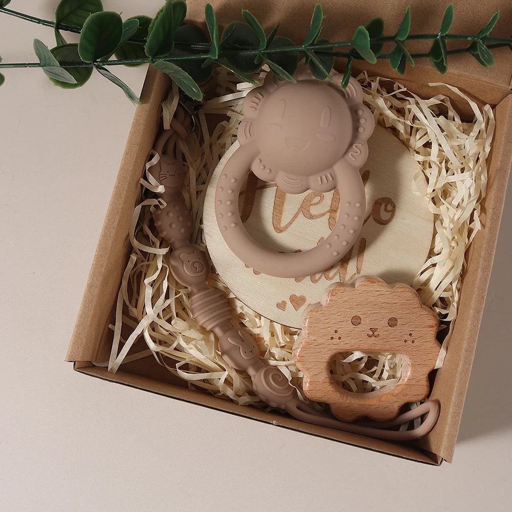 KidzzCamp Baby-Geschenkbox Katze 3-teilig mit Silikon Beißring & Schnullerkette