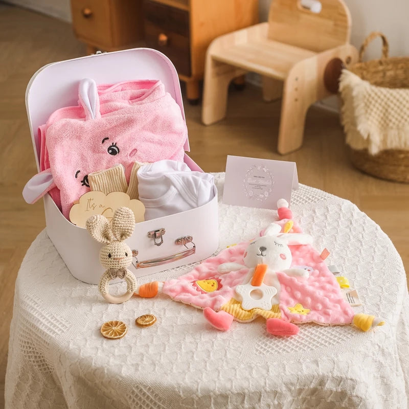 KidzzCamp Baby-Geschenkbox Premium 7-teilig im Koffer