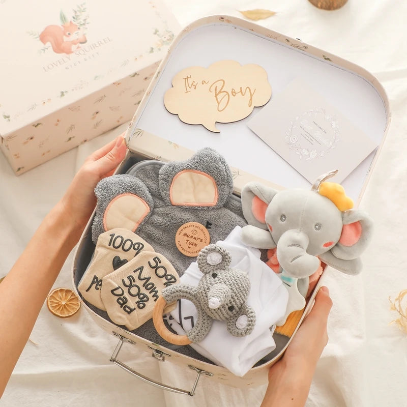 KidzzCamp Baby-Geschenkbox Premium 7-teilig im Koffer