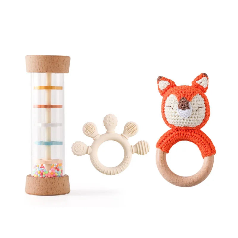 KidzzCamp Baby-Geschenkbox 3-teilig – umhäkelte Rassel, Sanduhr-Rassel & Beißring