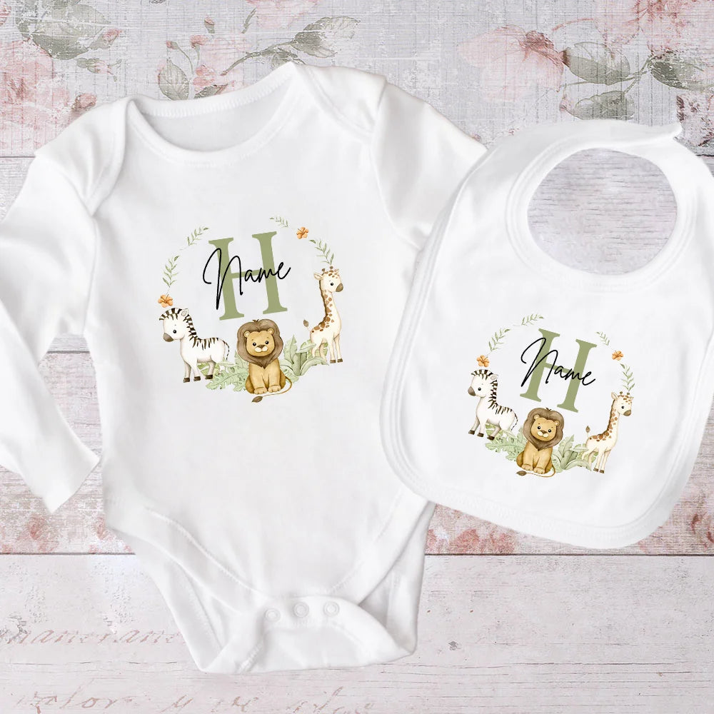 KidzzCamp personalisiertes 2-teiliges Set Baby-Lätzchen und Langarmbody 3-9 Monate
