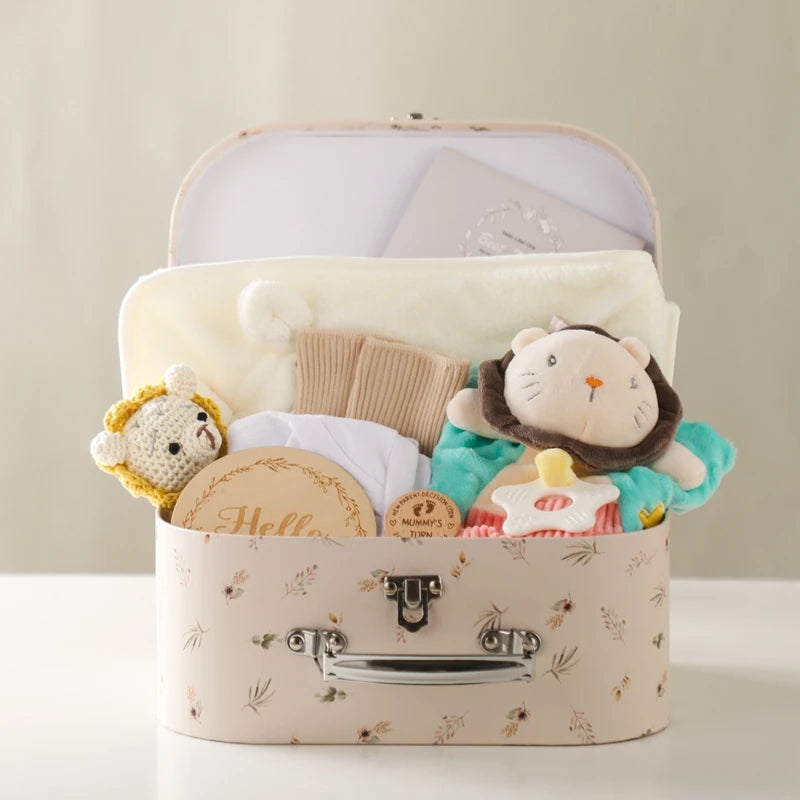 KidzzCamp Baby-Geschenkbox Premium 7-teilig im Koffer
