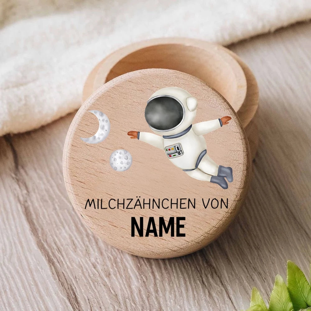 KidzzCamp Personalisierbare Milchzahndose – Holz