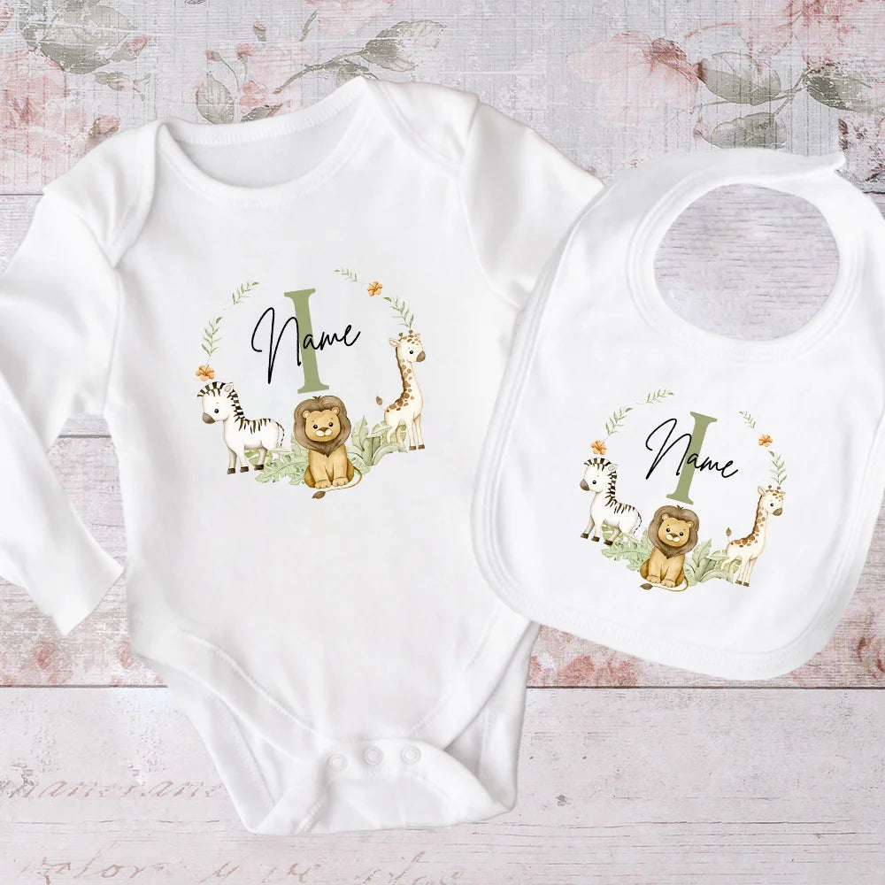 KidzzCamp personalisiertes 2-teiliges Set Baby-Lätzchen und Langarmbody 3-9 Monate