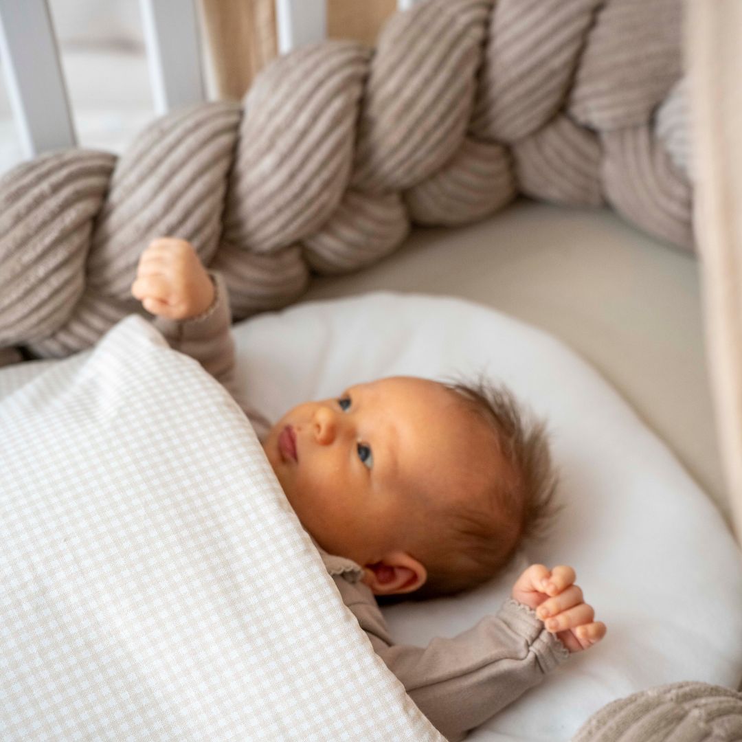 Bettschlange Baby geflochten Cord – Bettzopf & Bettumrandung fürs Babybett