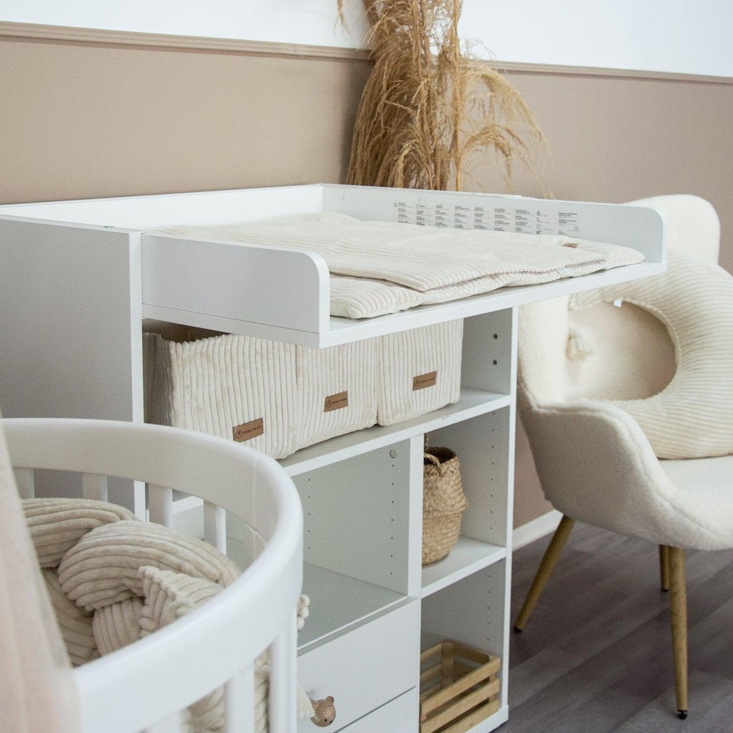 Wickelauflage Cord mit Unterlage – natürlich & kuschelig für dein Baby