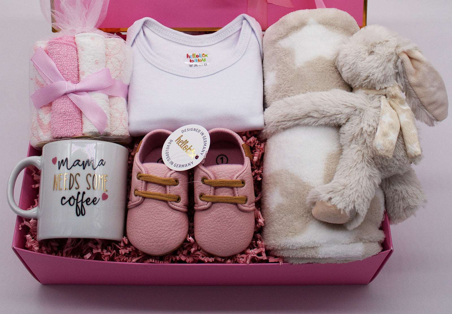 Hellobox Geschenkset zur Geburt mit Babydecke, Kuscheltier (17 Teile)