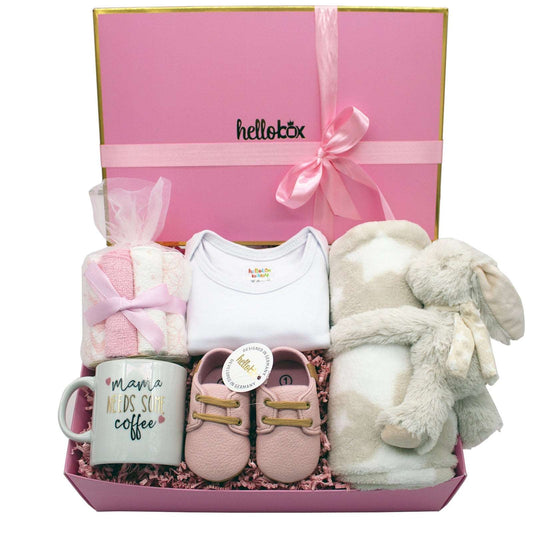 Hellobox Geschenkset zur Geburt mit Babydecke, Kuscheltier (17 Teile)