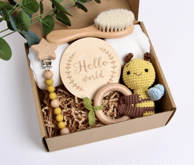 KidzzCamp KidzzCamp Baby-Geschenkbox 5-teilig mit Musselin-Pucktuch 120 x 120 cm