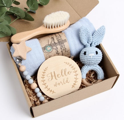 KidzzCamp KidzzCamp Baby-Geschenkbox 5-teilig mit Musselin-Pucktuch 120 x 120 cm