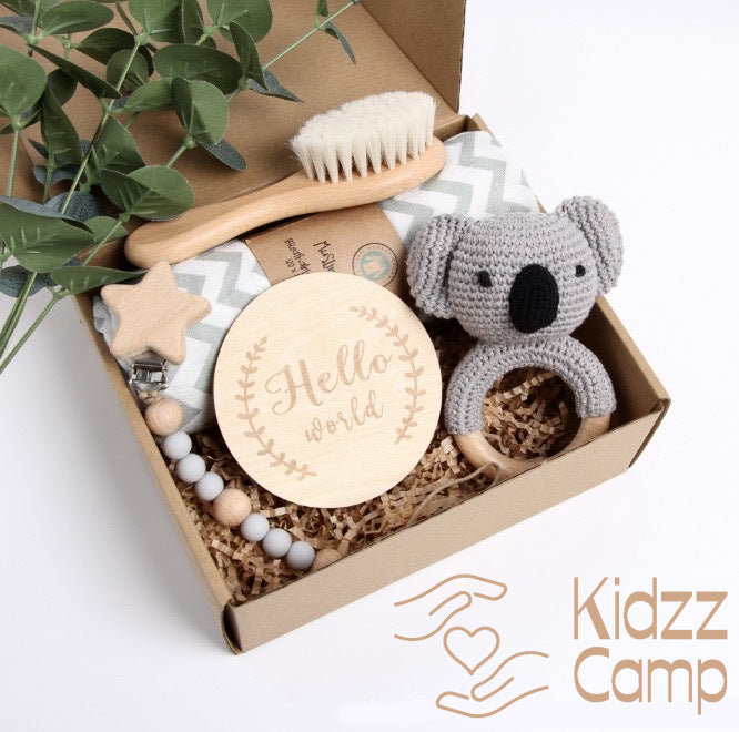 KidzzCamp KidzzCamp Baby-Geschenkbox 5-teilig mit Musselin-Pucktuch 120 x 120 cm
