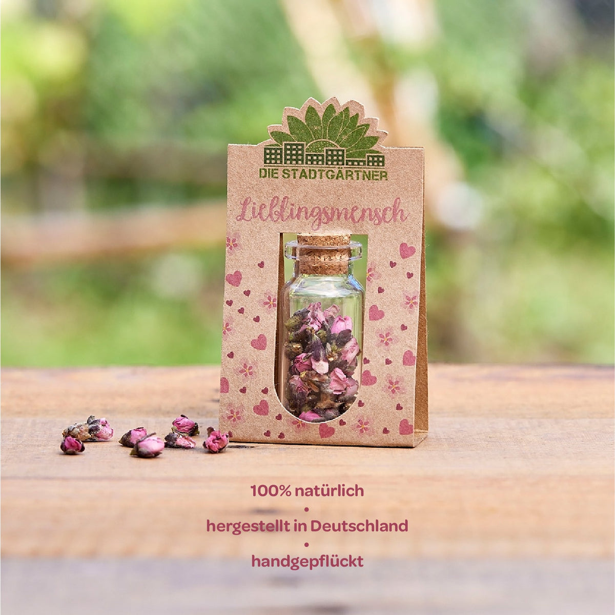 Lieblingsmensch mit handgepflückten Blüten